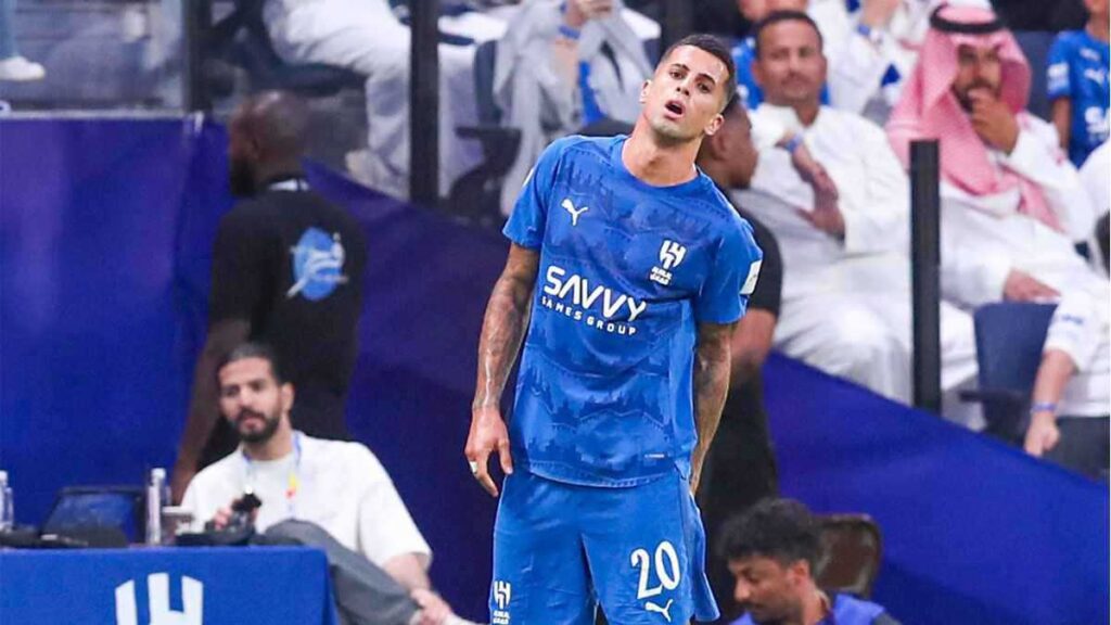 بعد الصفقات.. تشكيل ناري للاتحاد السعودي أمام النصر في السوبر