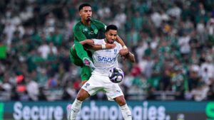 في حالة انقطاع تام: 6 نجوم فاجأوا الجميع خلال الكلاسيكو السعودي | إرم نيوز