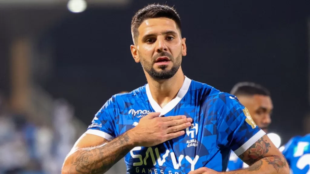 لتعزيز خط الهجوم.. الهلال يدرس صفقة تبادلية مع فنربخشة التركي (فيديو)