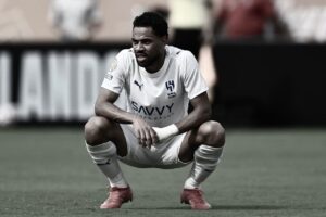 لودي يفسخ تعاقده والهلال يرد بالتهديد