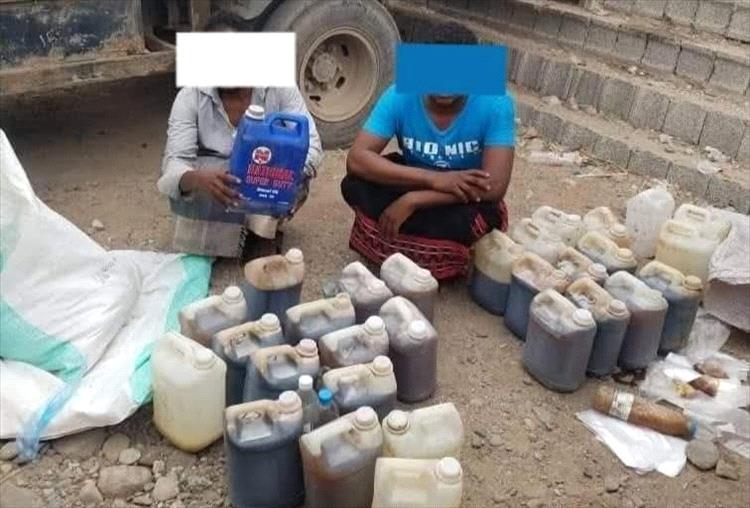 ضبط عصابة تبيع عسلًا مغشوشًا بزيت سيارات في عدن