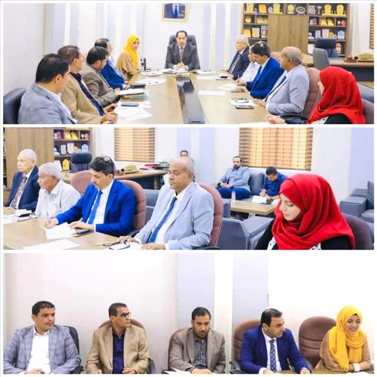 الوزير البكري يترأس اجتماعًا لوكلاء الوزارة والقطاعات العامة والوكلاء المساعدين