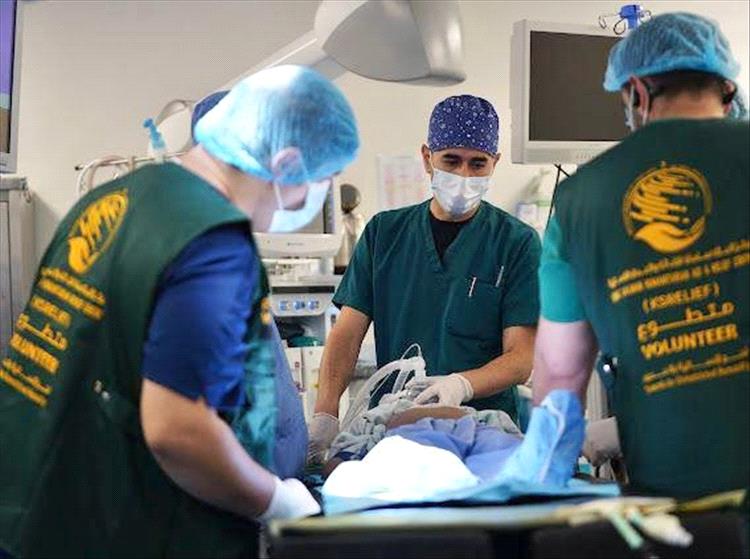 مركز الملك سلمان يدشن المشروع الطبي التطوعي لجراحة ومناظير الكبد والبنكرياس والغدد في عدن