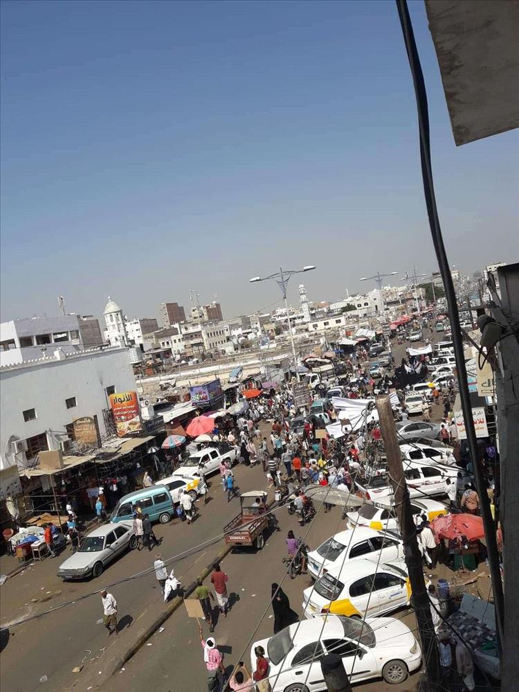 محاولة اختطاف مروّعة .. فتاة تقفز من الباص هرباً من سائقها! والشرطة تلقي القبض على الجاني