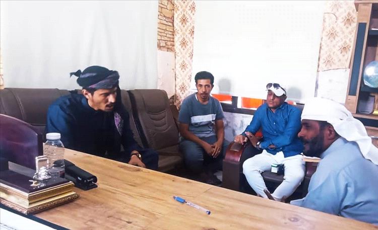 مدير مستشفى الغيضة يبحث مع محافظ محافظة المهرة في حكومة الشباب، سبل تعزيز الخدمات الصحية في المستشفى