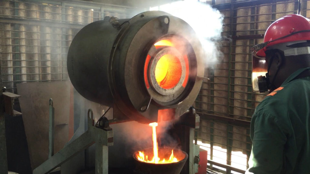 يزن Caledonia البناء على مراحل