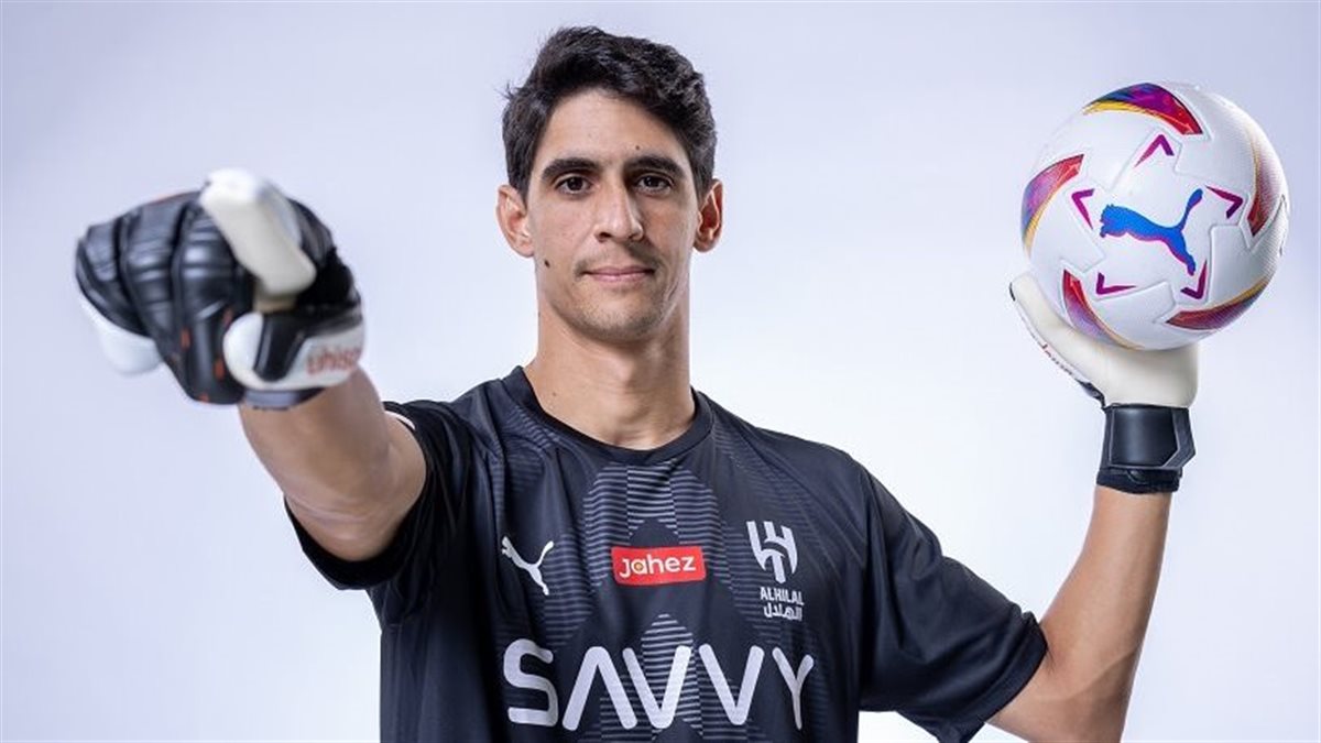 الهلال يتحرك لتجديد عقود نجوم الفريق.. استقرار النجوم أولوية قبل الميركاتو الشتوي