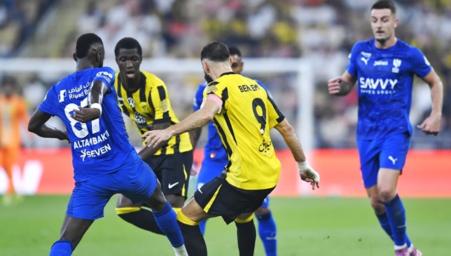 الهلال يعاقب الاتحاد على هفواته بثنائية في الكلاسيكو - سبورت 360