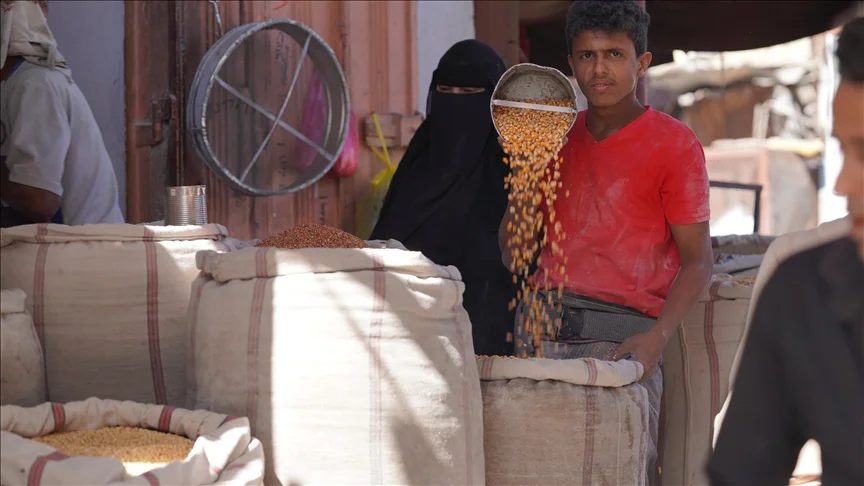 الواقع الغذائي في اليمن تأثير تقلبات العملة وانخفاض الأسعار المؤقت