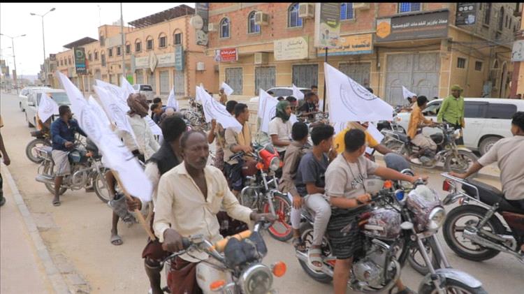 مسيرة بالدراجات النارية تجوب شوارع تريم دعماً لمطلب الحكم الذاتي في حضرموت