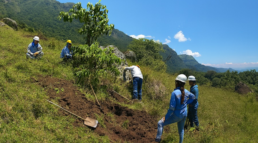 Colombia deals blow to AngloGold's $1.4B copper mine