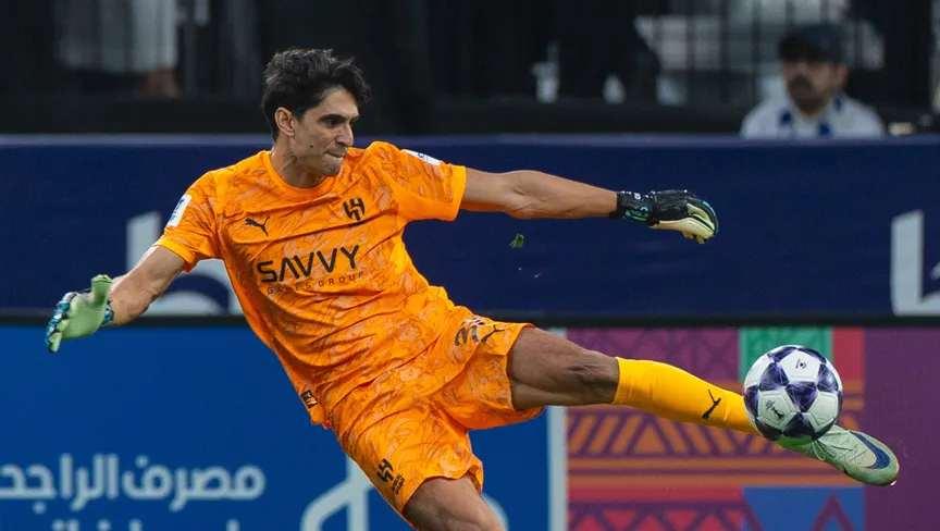 ياسين بونو يتحدث من قلبه: أتمنى اللعب يومًا لريفر بليت.. وأتابع لامين يامال بفخر! (فيديو)