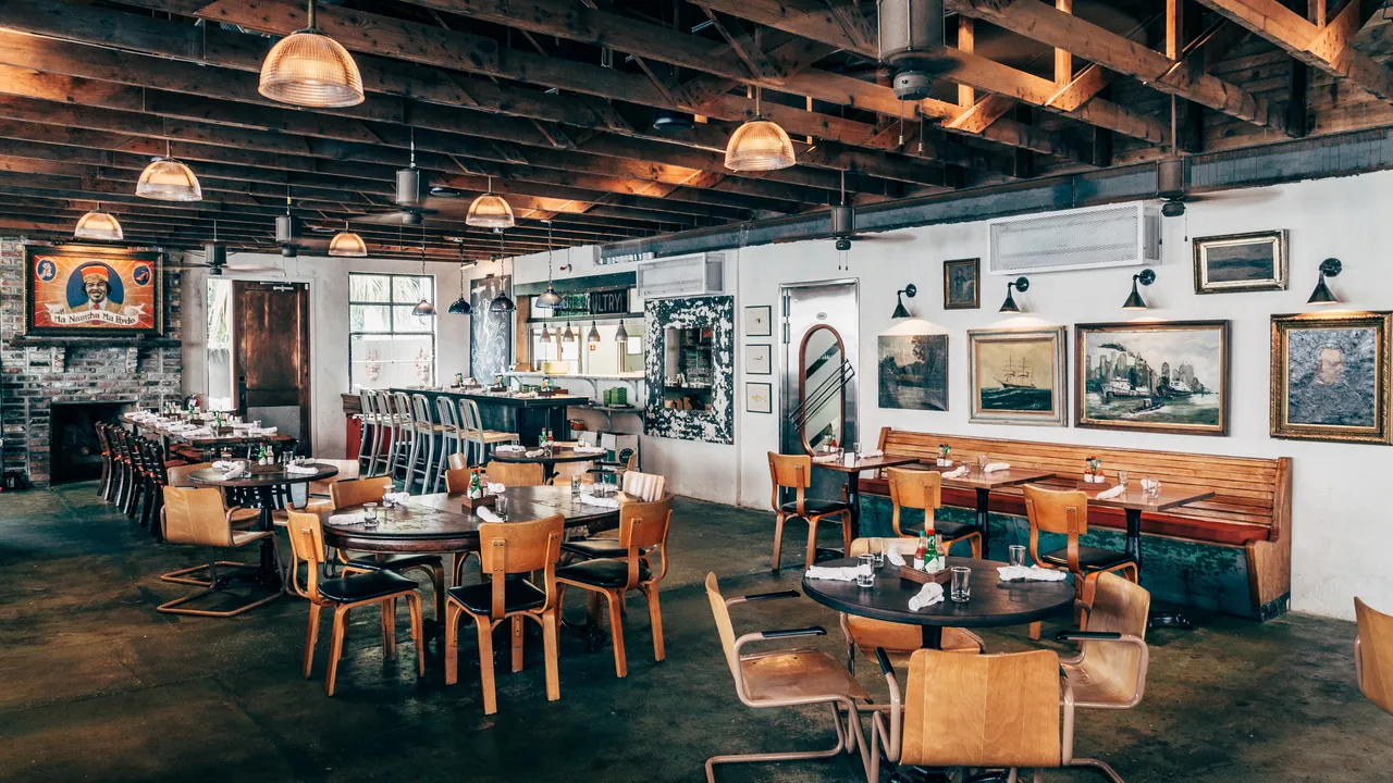 41 من أفضل المطاعم في تشارلستون، من حانات المحار إلى