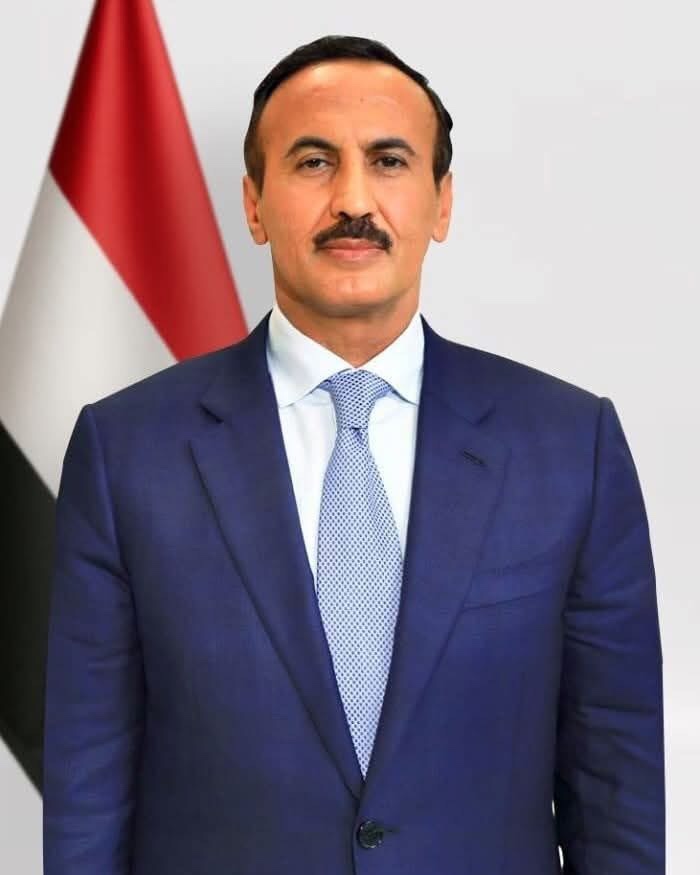 أحمد علي عبدالله صالح يطلق حزمة مشاريع إنسانية وتنموية (13 مشروعاً) عبر مؤسسة الصالح