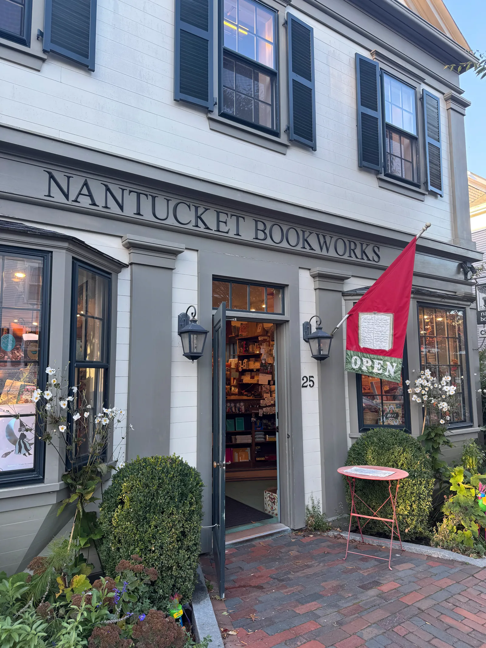 Nantucket Readaway exterior