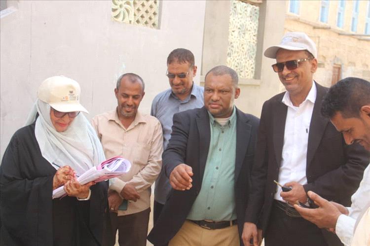 وكيل مساعد وزارة الصحة لشؤون التثقيف تشيد بنجاح الحملة ضد شلل الاطفال الجولة الثانية بمديرية بروم ميفع