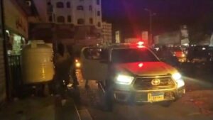 اخبار عدن – إدارة مكافحة المخدرات تشن حملة مداهمات شاملة في المدينة