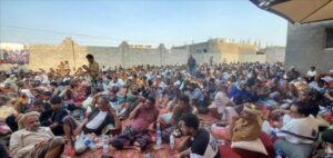 اخبار عدن – اجتماع قبلي كبير في بير أحمد يدعا بالتحقيق السريع في مقتل الشيخ مهدي العقربي.