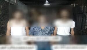 اخبار عدن – الأجهزة الأمنية في عدن تلقي القبض على أخطر شبكة لتزوير الوثائق الرسمية في كريتر