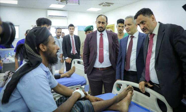 الأمين العام للأمانة العامة لهيئة المجلس الإنتقالي يتفقد مستشفى عبود العسكري