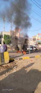 اخبار عدن – الاحتجاجات مستمرة في الشيخ عثمان جراء انقطاع التيار الكهربائي