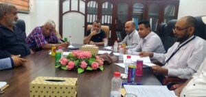 اخبار عدن – العُمري يتفقد التقرير الفصلي لمكتب الصناعة ويأمر بإعداد قائمة أسعار موحدة