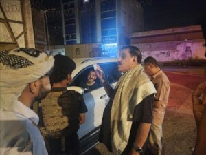 اخبار عدن – اللواء مطهر ناجي يقوم بجولة ليلية لتفقد استعدادات القوات الأمنية في عدن