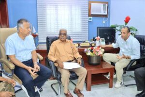 اخبار عدن – باخبيرة والجاوي يتباحثان حول خطة تنفيذ مشروع صرف مياه الأمطار وتبديل مولد المضخة