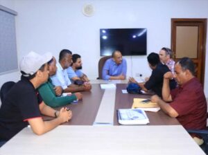 اخبار عدن – باخبيرة يتحدث مع أوكسفام حول تقييم مشروع تطوير محطة الصرف الصحي وتنفيذ مشاريع جديدة في المنطقة.