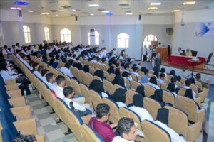 اخبار عدن – جامعة عدن ترحب بطلاب الدفعة (31) في كلية الصيدلة