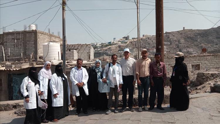 نزول ميداني لمسؤولي منظمة الصحة العالمية لمتابعة حملة التحصين ضد شلل الأطفال بمديرية التواهي