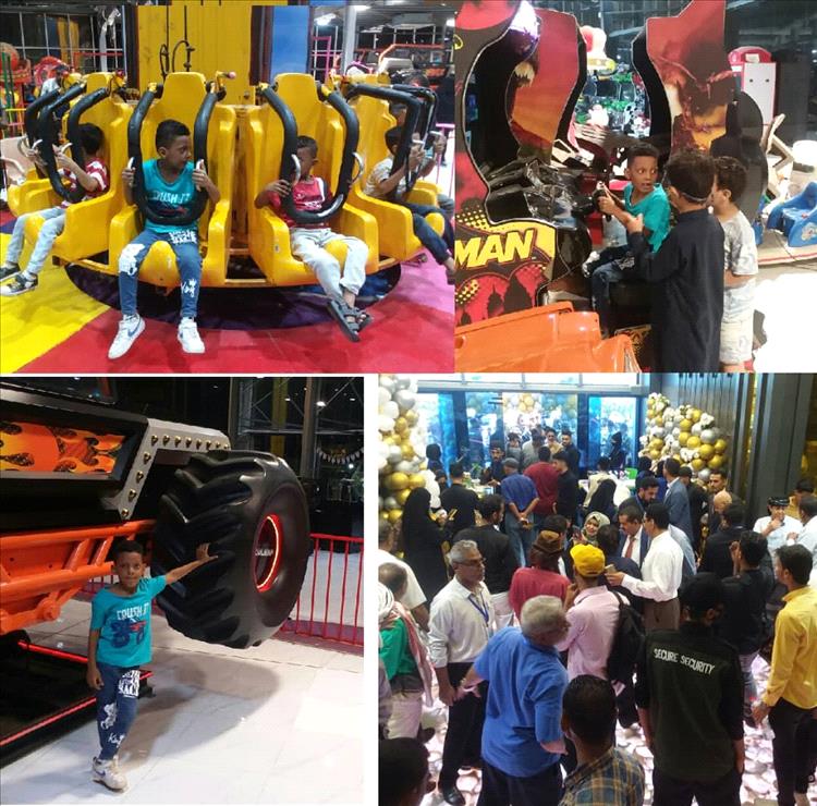 فرحة الاطفال بأكتوبر وهدايا البيرق بعدن.