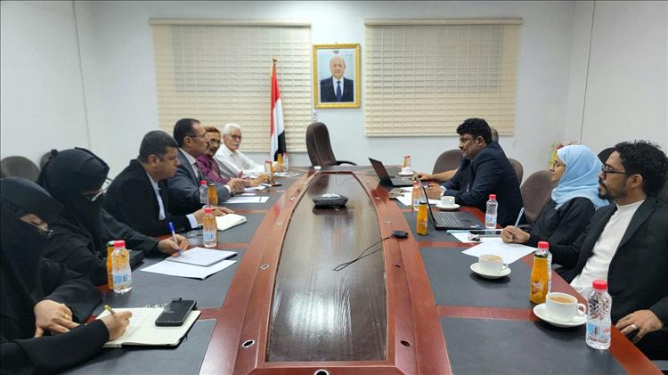 وزارة الصناعة والتجارة والنقل البري يبحثان في عدن تعزيز التنسيق المشترك لتنظيم بيئة النقل والتجارة الداخلية