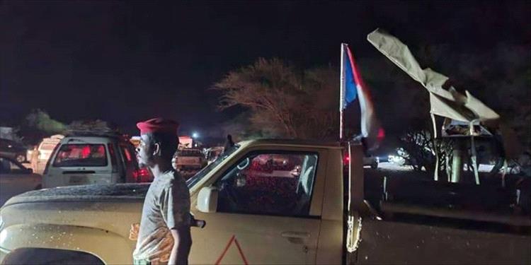 وصول وفود محافظة أبين إلى الضالع للمشاركة باحتفالية أكتوبر وسط حفاوة الاستقبال