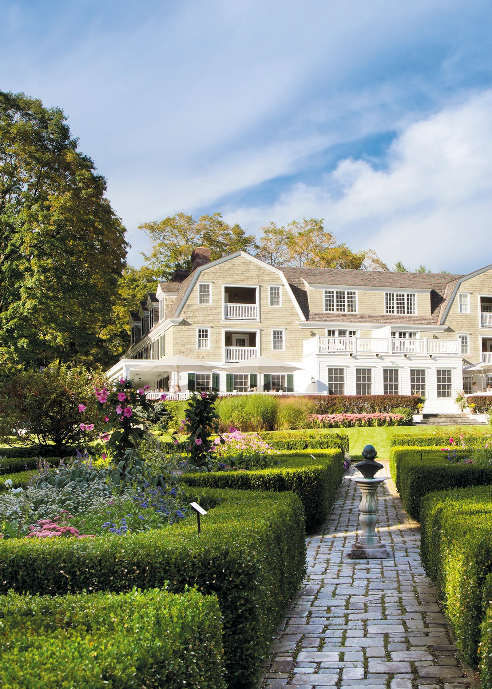 إطلالة الحديقة والفندق