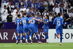 الهلال يتألق في القمة.. والثلاثي القطري يواجه تحديات صعبة