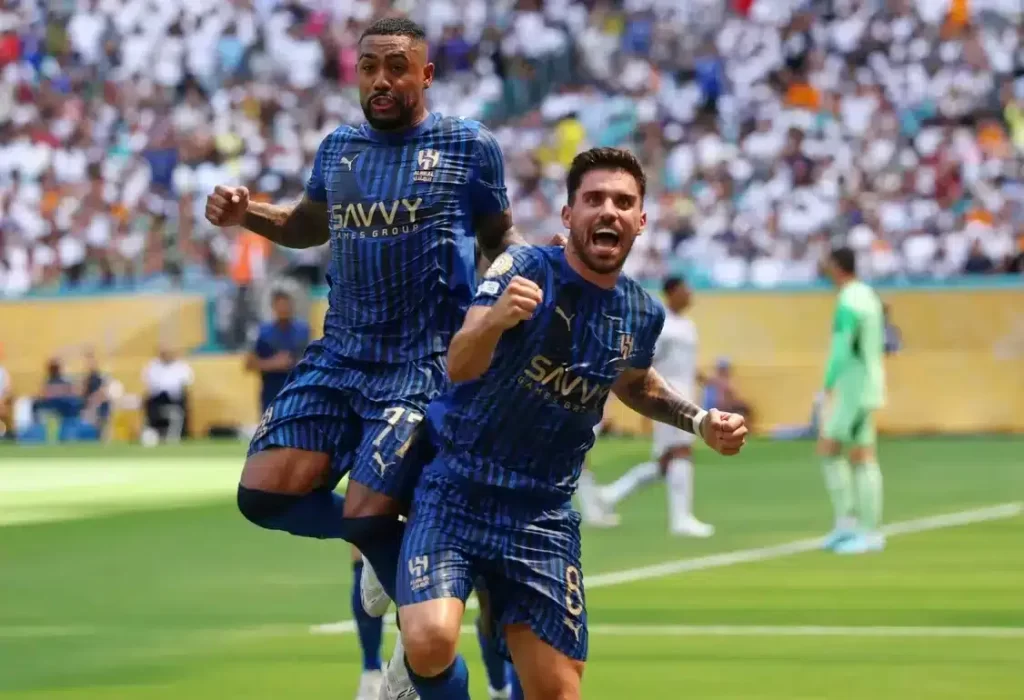 الهلال يوضح حالة الرباعي المصاب بعد العودة للتدريبات - 365Scores