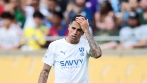 بمناسبة عودة كانسيلو إلى تدريبات الهلال بعد الدوسري