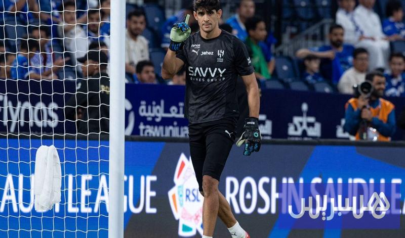 بونو يقترب من تجديد عقد الهلال