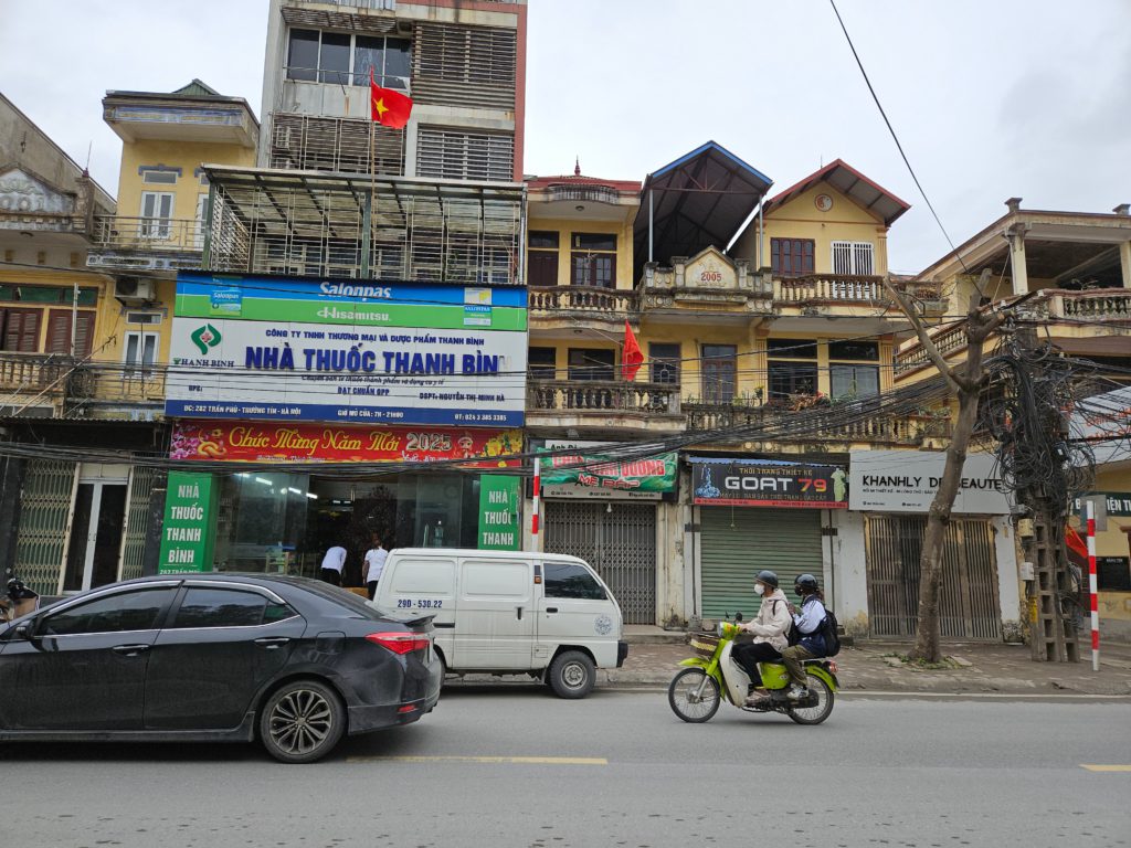 تحرير سوق الذهب في فيتنام تراجع المتسوقين مع انخفاض الأسعار