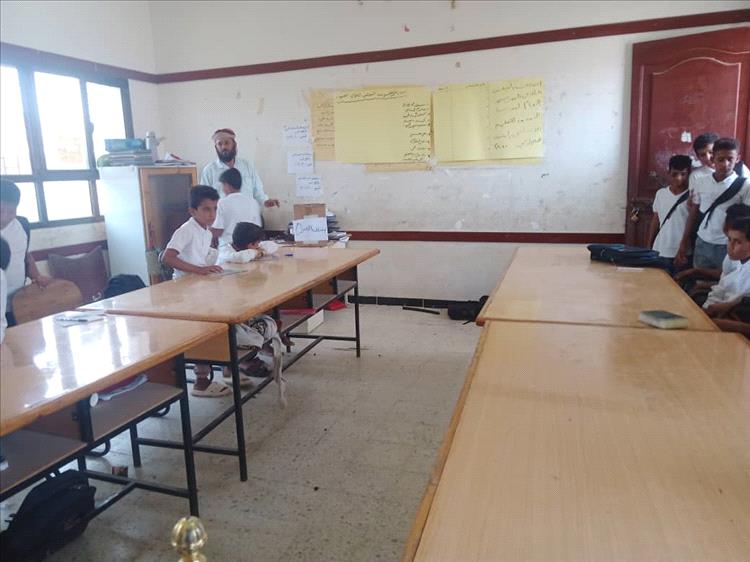 إنتخابات المجلس الطلابي المدرسي لمدرسة الصمود للتعليم الأساسي للبنين الملاح محافظة لحج