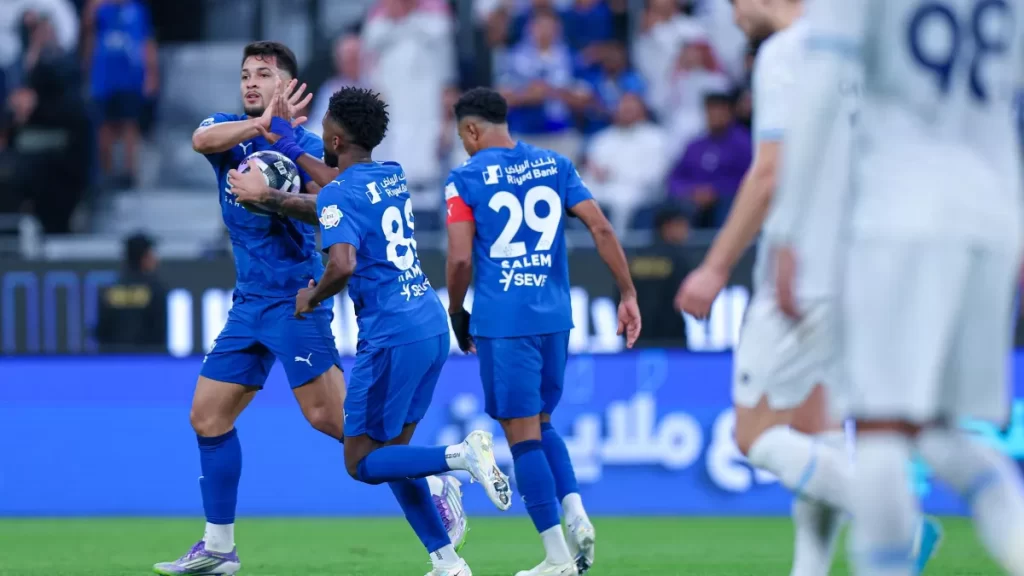 زلزال سافيتش يضرب الهلال السعودي وسط مطاردة عملاق أوروبا لنجم الزعيم وموقف الإدارة المتأزم - تواصل نيوز