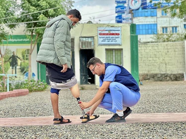 مركز الأطراف الصناعية بعدن يقدم أكثر من 7 الف خدمة خلال الربع الثالث من 2025