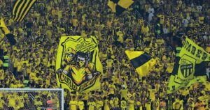 فرض غرامة على الاتحاد السعودي بسبب تصرفات جمهوره أثناء مباراة الهلال