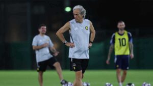 قالوا لجيسوس إن حلمك قد يكون صعباً.. تفاصيل مفاجئة حول عدم انيوزقال كومان وفيليكس إلى الهلال (فيديو) | إرم نيوز