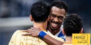 كيف احتفى لاعبو الهلال بانيوزصارهم في الكلاسيكو؟