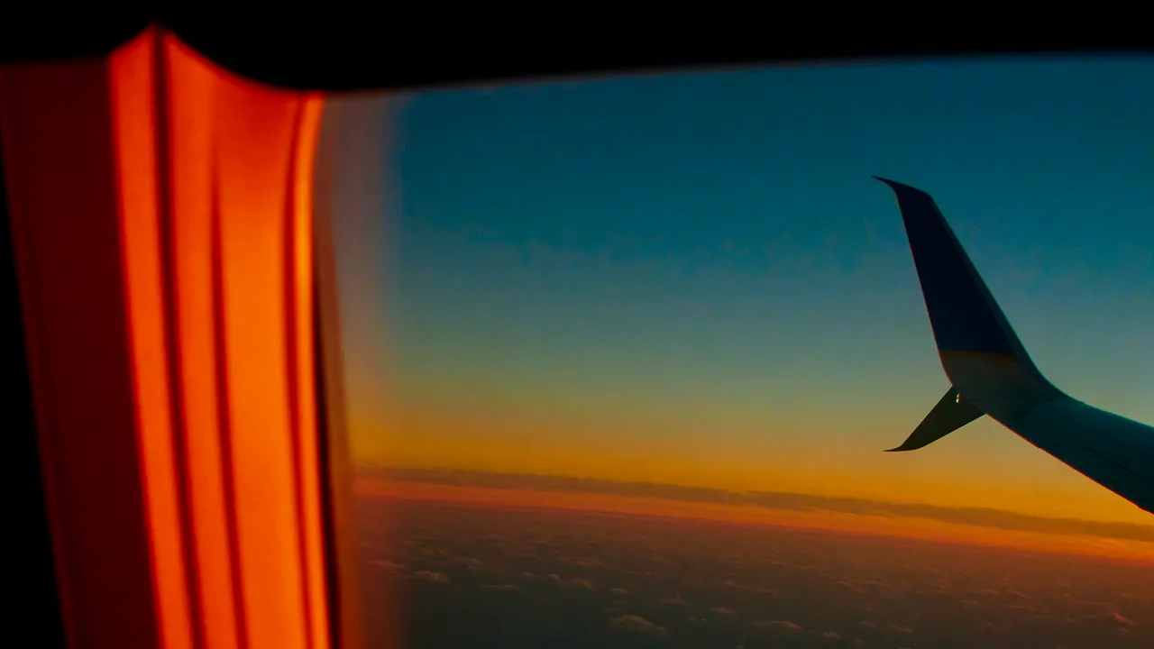 لماذا تزداد شعبية الطيران شبه الخاص؟