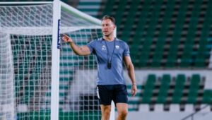 يايسله يثني على أداء الأهلي بعد فوزهم بأربعة أهداف على الغرافة – سبورت 360