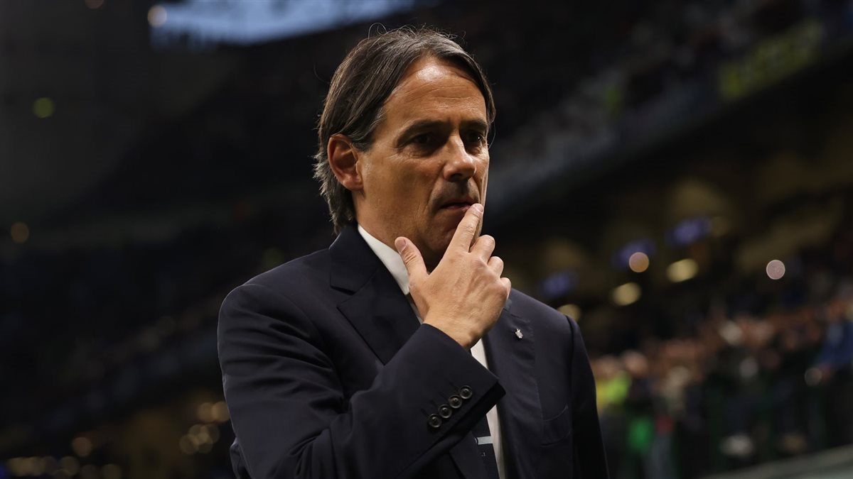 إنزاجي يفضل البقاء في الرياض لمواصلة إعداد الهلال قبل الانتقالات الشتوية