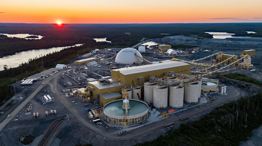 Iamgold hits record gold output, powers up Canadian growth